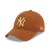 Casquettes - New Era Metallic Badge 940 New York Yankees (Marron)