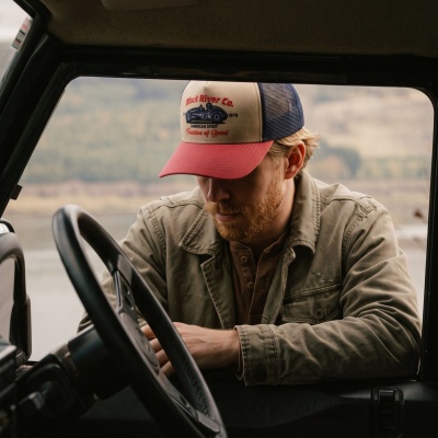Casquette - Black River Tradition Of Speed Trucker (beige/marine/rouge)
