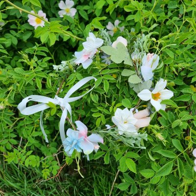 Couronne de fleurs - Gårda Iris Flowerband (multicolore)