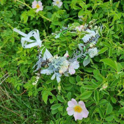 Couronne de fleurs - Gårda Linnea Flowerband (multicolore)