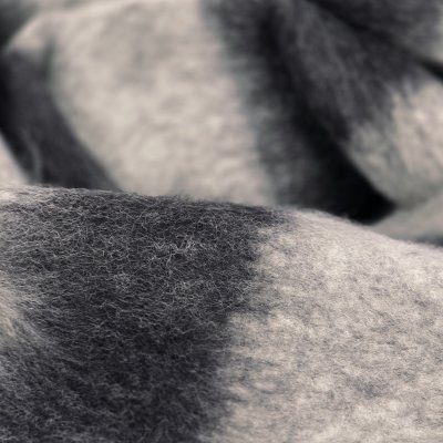 Écharpes - Gårda Dinibor Striped Scarf (gris/noir)