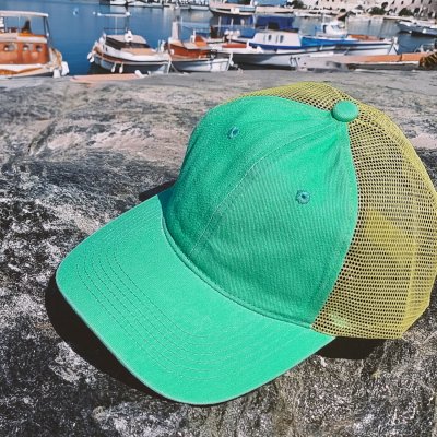 Casquettes - Gårda Finley Washed Trucker (vert/jaune)