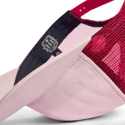 Casquettes - Gårda Finley Washed Trucker (rose)